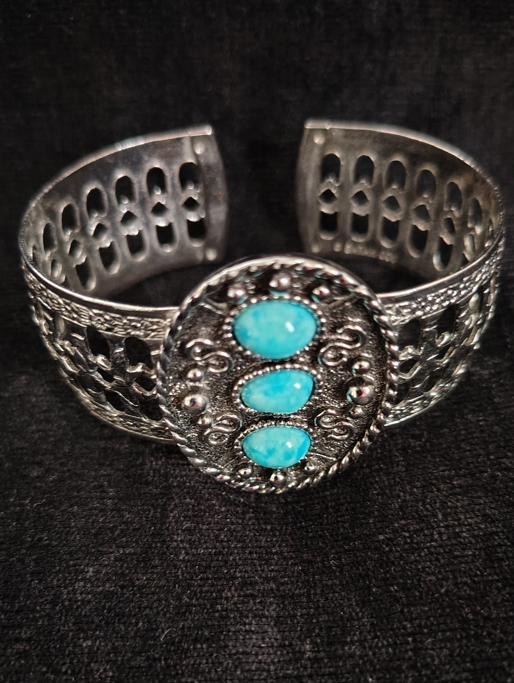 Sarah Coventry "Indian Maiden" Cuff Bracelet